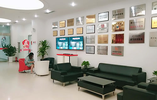 1536118979936328.jpg company-environment-zz-img02.jpg