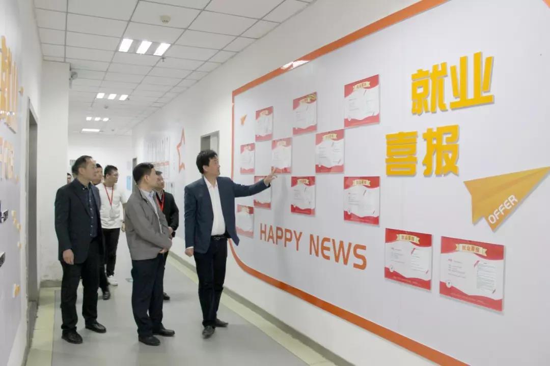 1540860630545905.jpg 006.jpg